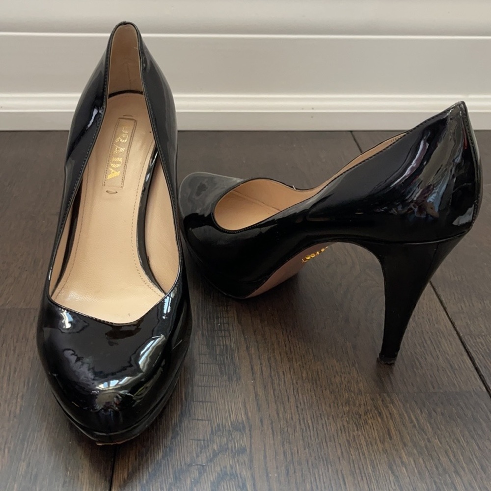 PRADA Black Patent Leather High Heel Pump Size 39
